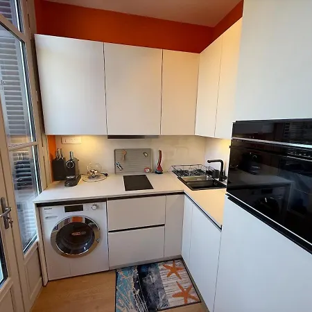 Daire De Charme Avec Grande Terrasse - Proche *