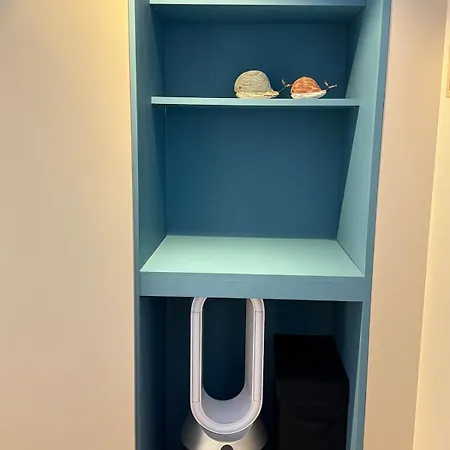 De Charme Avec Grande Terrasse - Proche