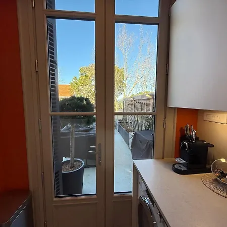 Apartmán De Charme Avec Grande Terrasse - Proche