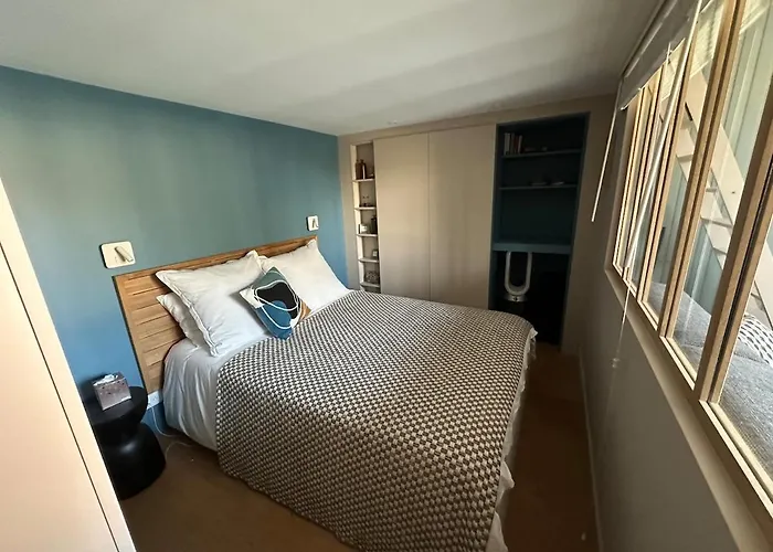 Lejlighed De Charme Avec Grande Terrasse - Proche