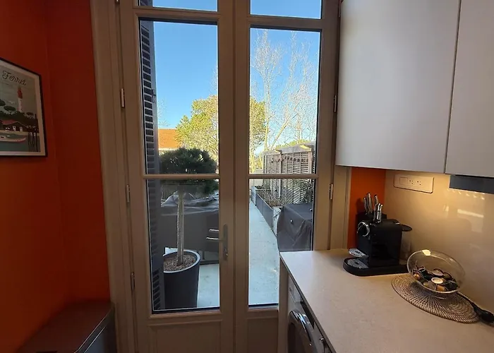 Lejlighed De Charme Avec Grande Terrasse - Proche