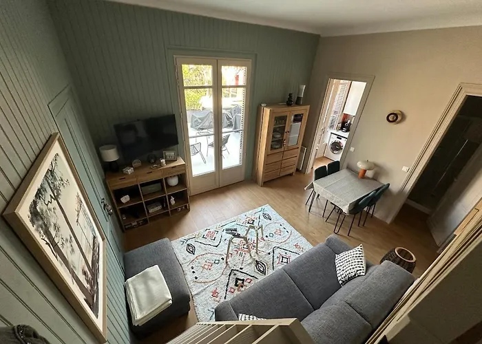 De Charme Avec Grande Terrasse - Proche Lejlighed *